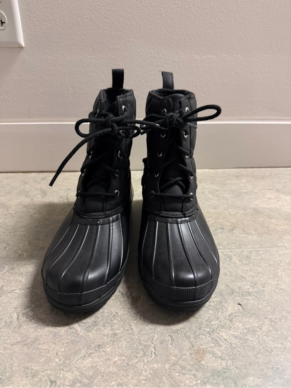 Sperry Women's Black Lace-Up Duck Boots US7